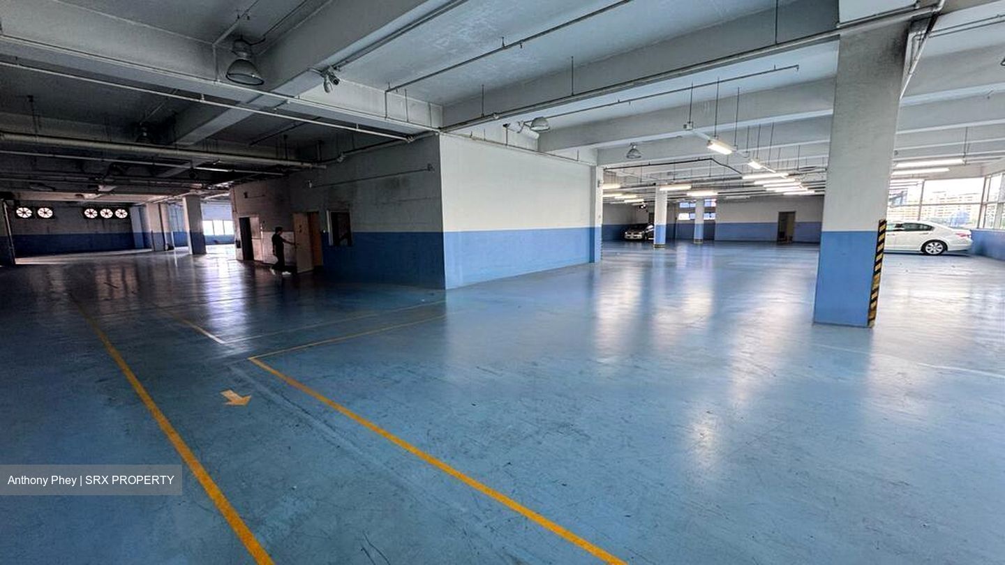 Braddell Road (D20), Factory #473184111